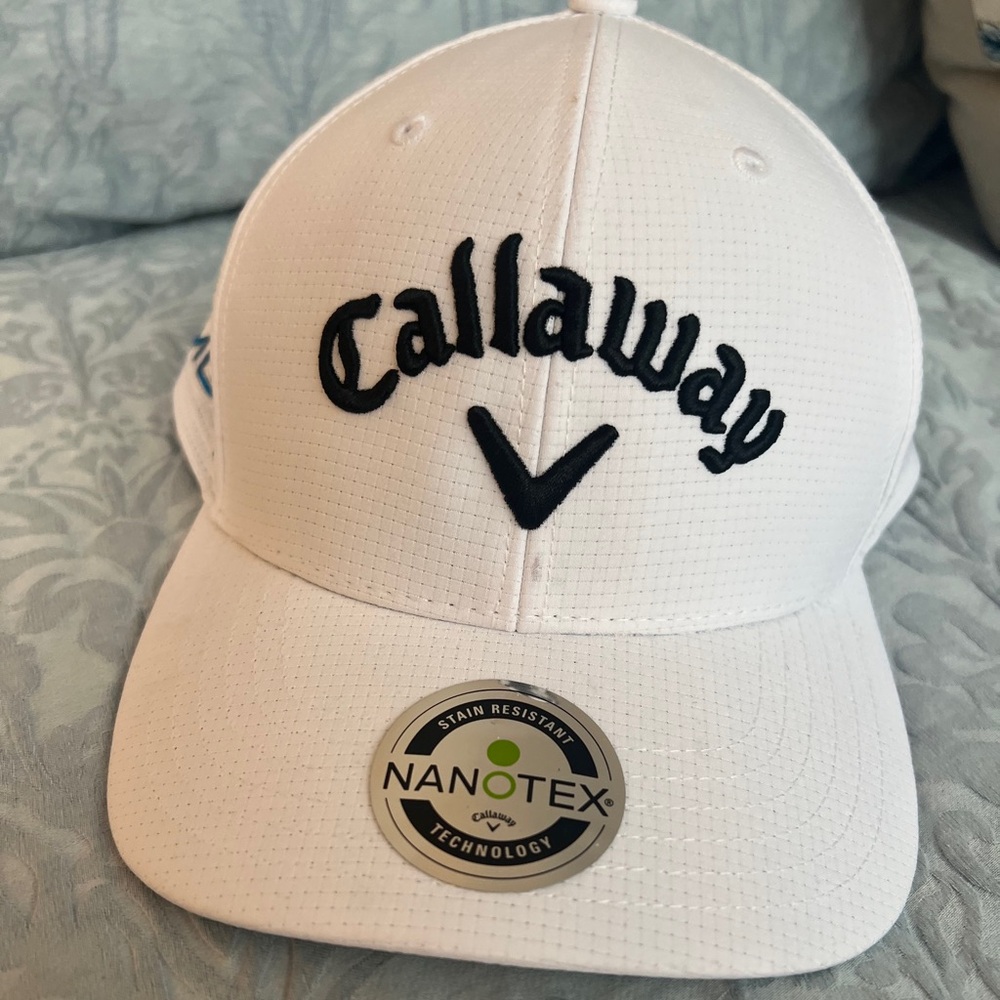 Callaway dry fit gold hat